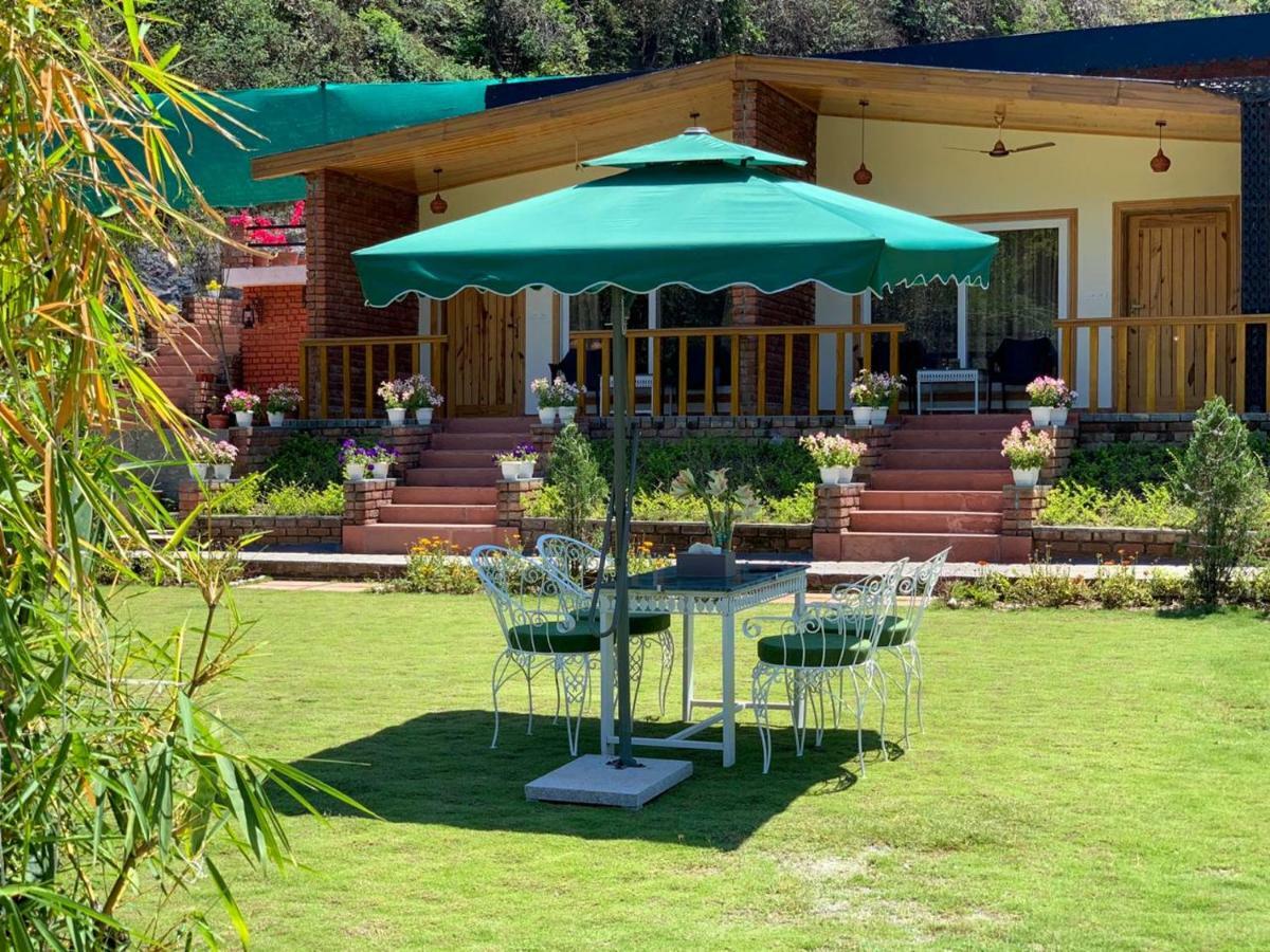 Hôtel The River S Edge Farm à Dehradun Extérieur photo