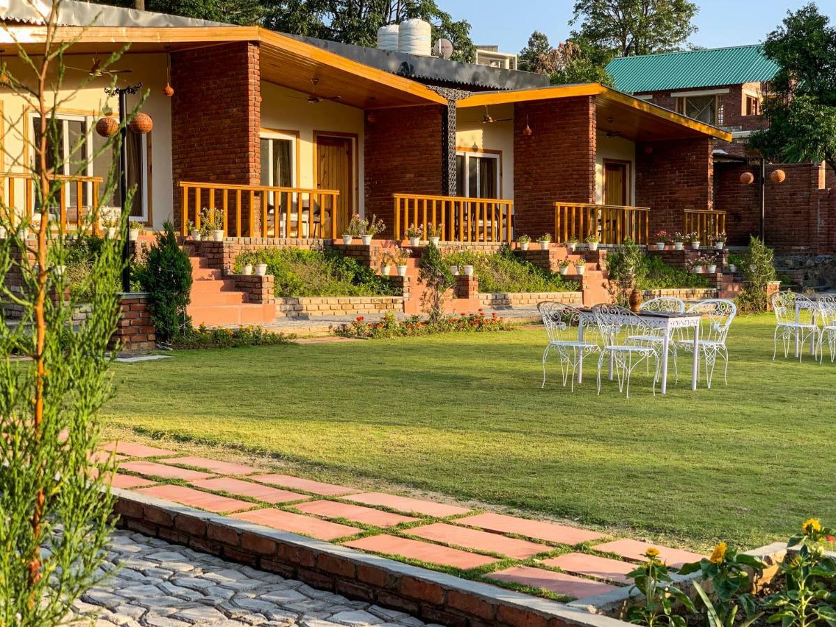 Hôtel The River S Edge Farm à Dehradun Extérieur photo